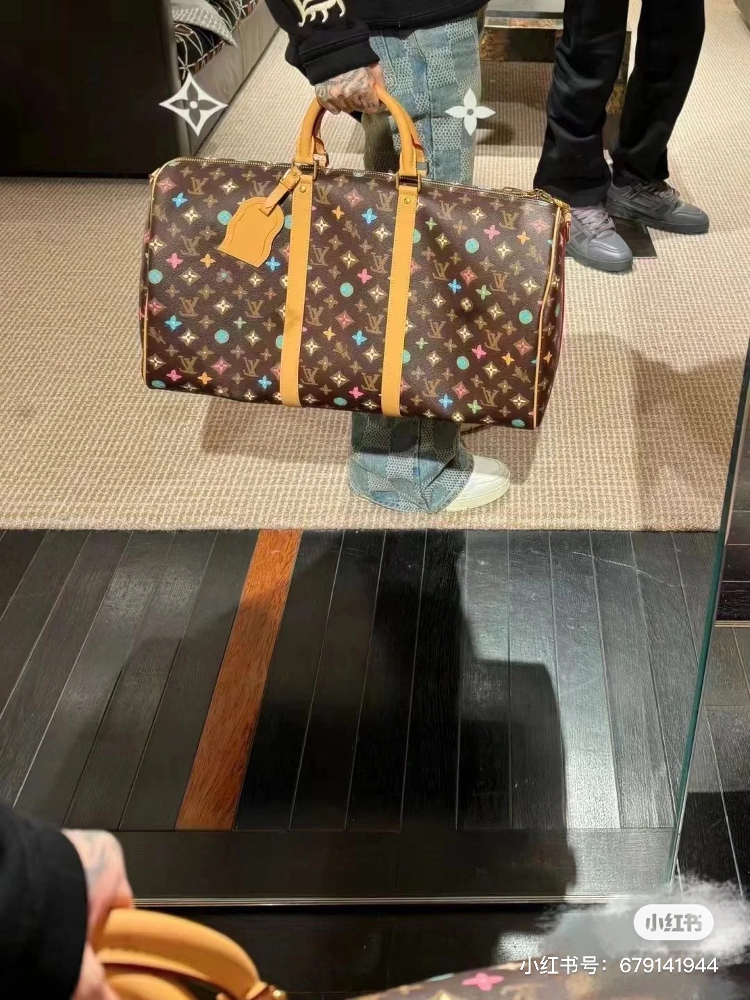 Louis Vuitton M24901 brown color genuine picture