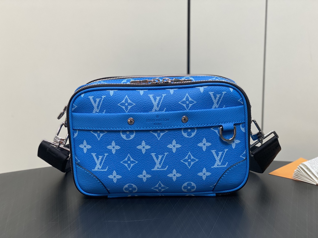 Louis Vuitton Messenger Bags Best Luxury Replica
 Blue Green Monogram Canvas Cowhide Fashion Casual M31016