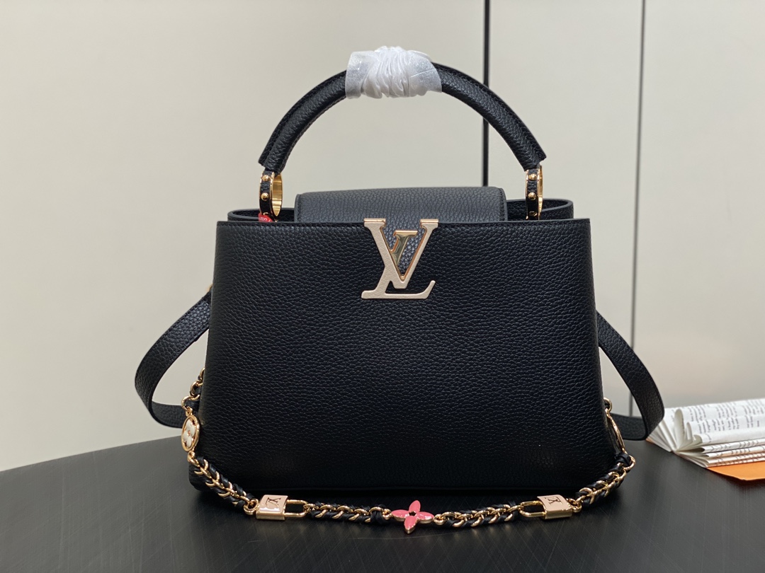 Louis Vuitton LV Capucines Bolsos de mano Negro Taurillon Piel de alpaca real Cadena M23950