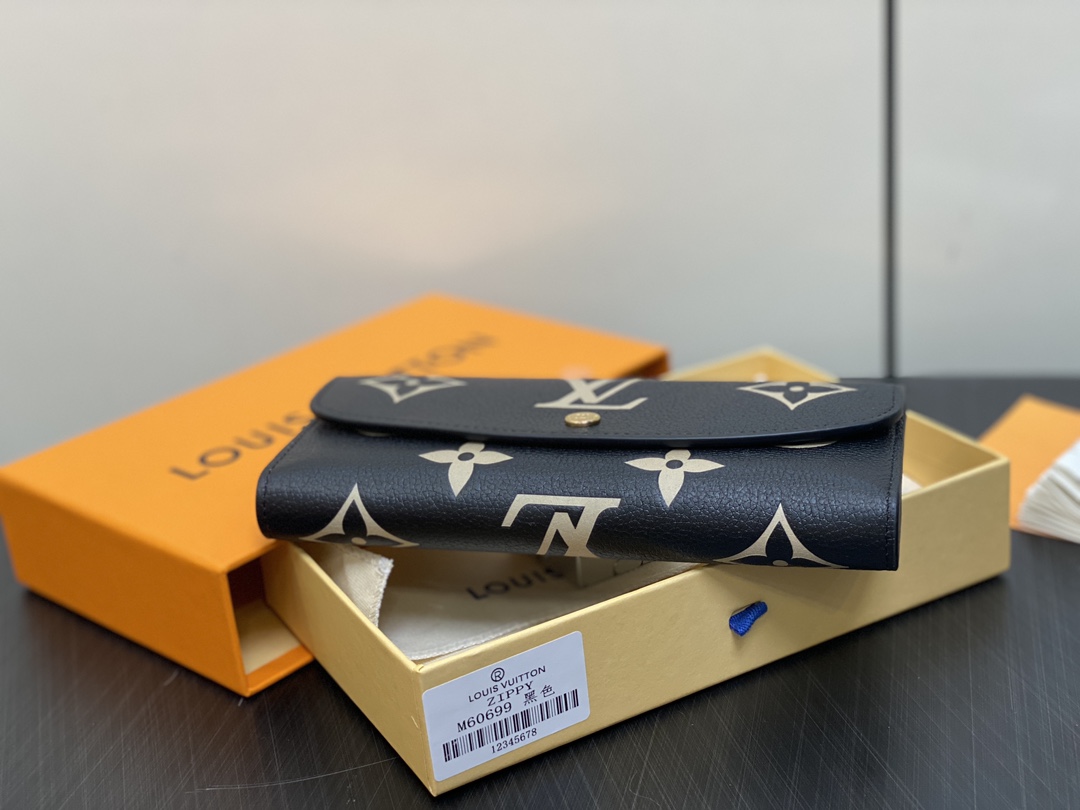 顶级原单M60699黑色丝印全皮翻盖三折钱包系列Emilie钱夹采用柔软的Monogram帆布制成衬以颜