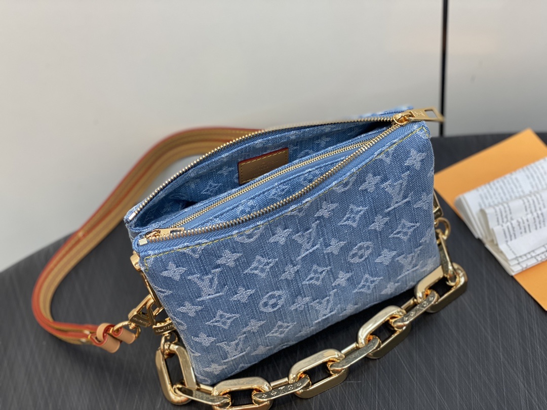 顶级原单M11401浅蓝丹宁牛仔链条包系列CoussinBB手袋本款CoussinBB为棉质丹宁织就Mo
