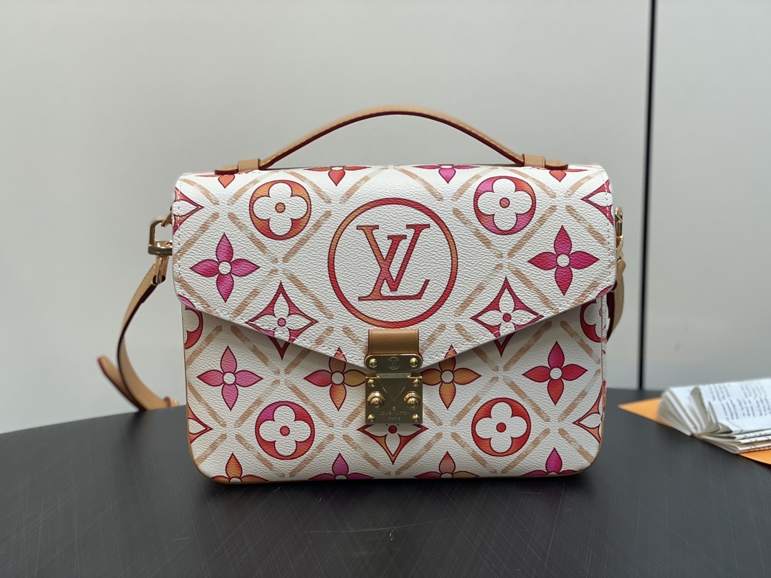 顶级原单M11461印花邮差包系列PochetteMétis手袋撷取MonogramTiles帆布的缤纷