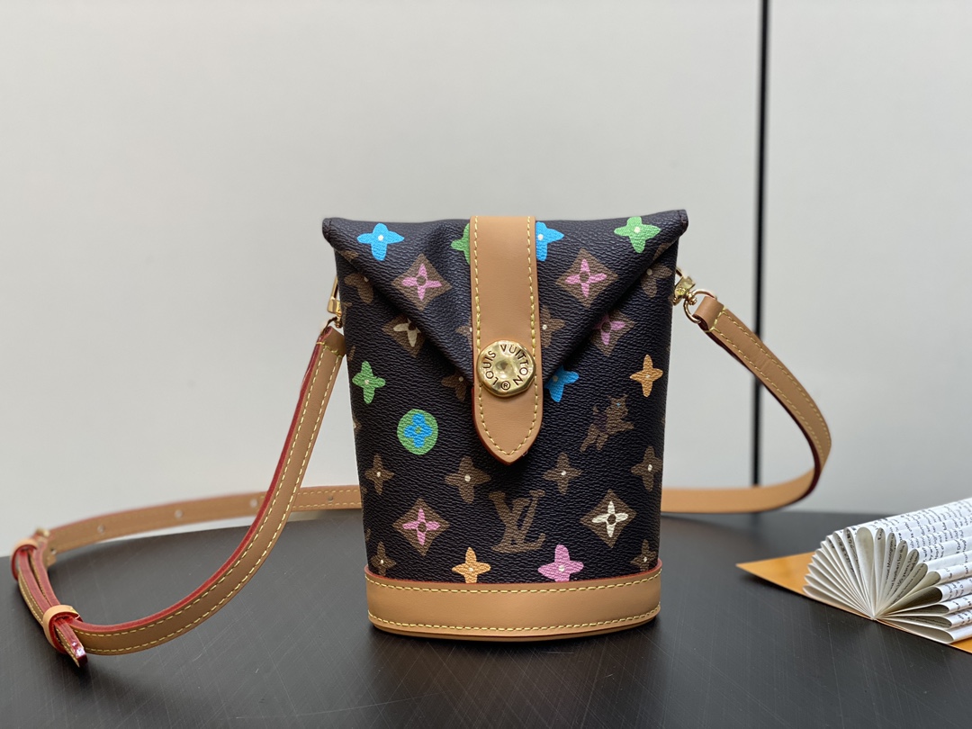 Louis Vuitton Borse Crossbody & Borse a Tracolla Nero Envelope Busta M83344