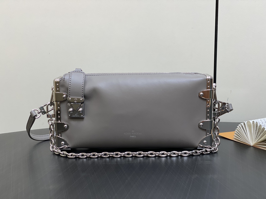 Louis Vuitton Bolsos de mano Gris Cuero de vaca Cadena M25445