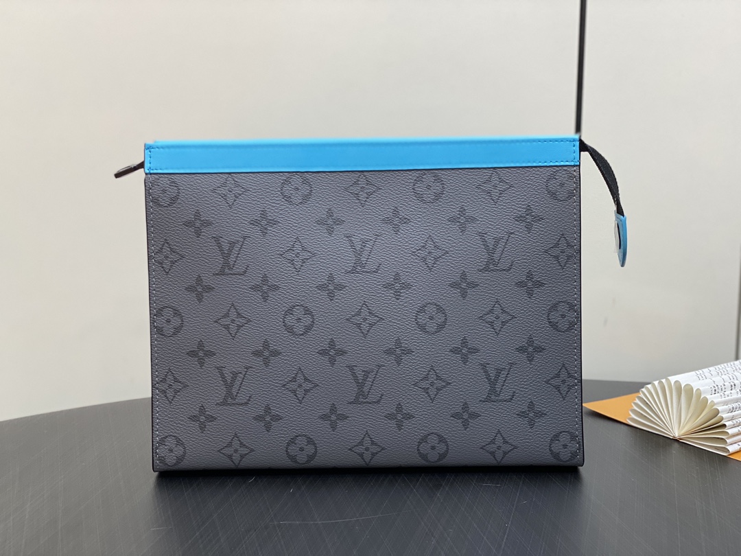 Louis Vuitton Borse Pochette Blu Monogram Eclipse Tela Tessuto Pochette M11466