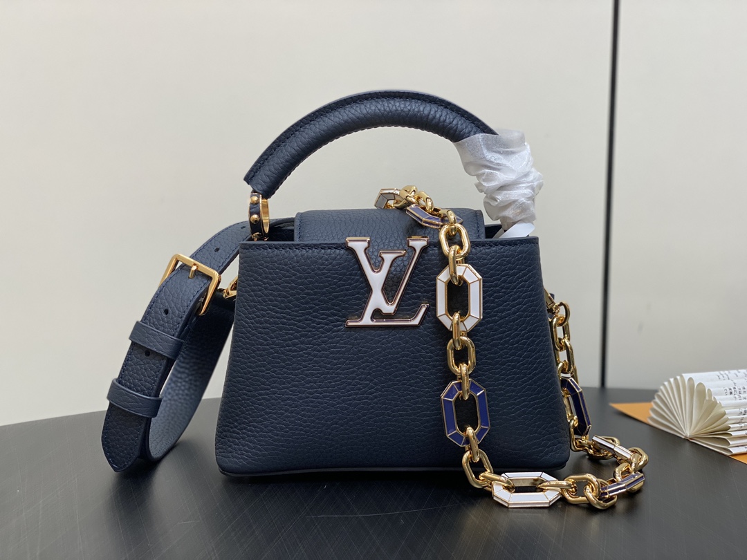 Louis Vuitton LV Capucines Taschen Handtaschen Blau Dunkelblau Mit Diamanten besetzt Taurillon Ketten M25211