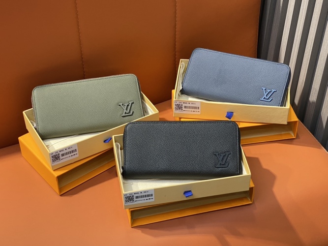 Louis Vuitton Zippy Wallet Collection | Full Leather Zip-Around Wallet 1 Louis Vuitton Zippy Wallet Collection | Full Leather Zip-Around Wallet