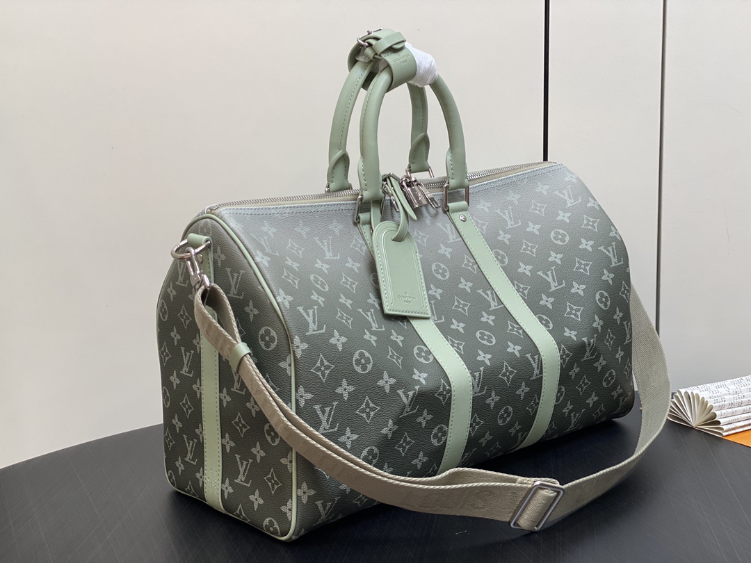Louis Vuitton Keepall Bandouli re 45 Monogram Green 45 travel