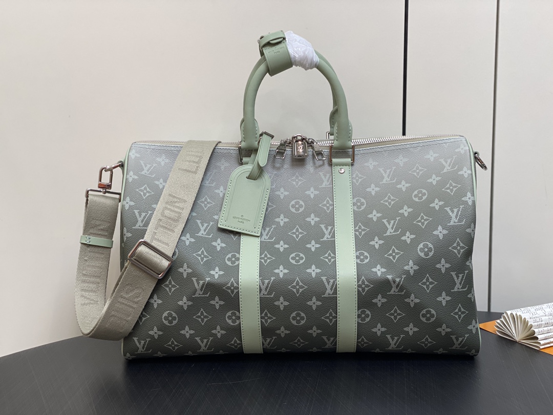 Louis Vuitton Keepall Bandouli re 45 Monogram Green 45 travel