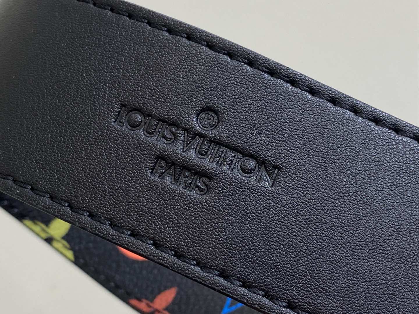 【顶级原单】M13105黑色全皮黑彩 购物袋系列 CarryAll Dark LT中号手袋 黑色（三彩-