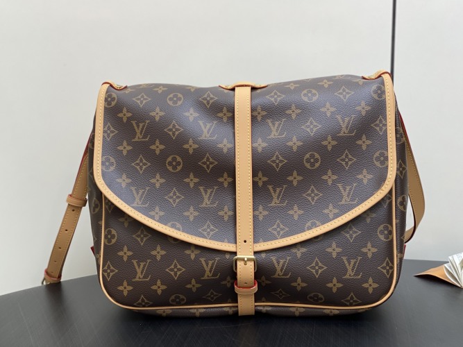 Louis Vuitton Saumur Messenger Bag M42254 Monogram Canvas Medium Size 1 Louis Vuitton Saumur Messenger Bag M42254 Monogram Canvas Medium Size
