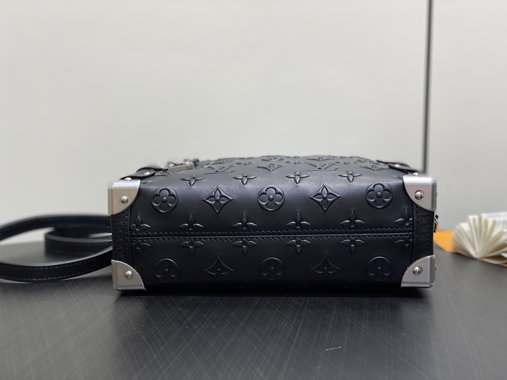 【顶级原单】M14572黑色全皮 软盒子包箱子 Petite Malle 手袋 Nicolas Ghes