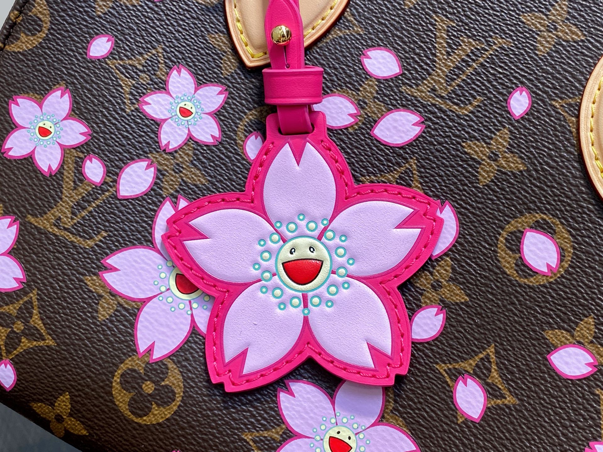 【顶级原单】M13269老花 樱花/村上隆 四方包 OnTheGo 小号手袋 本款 OnTheGo Jh