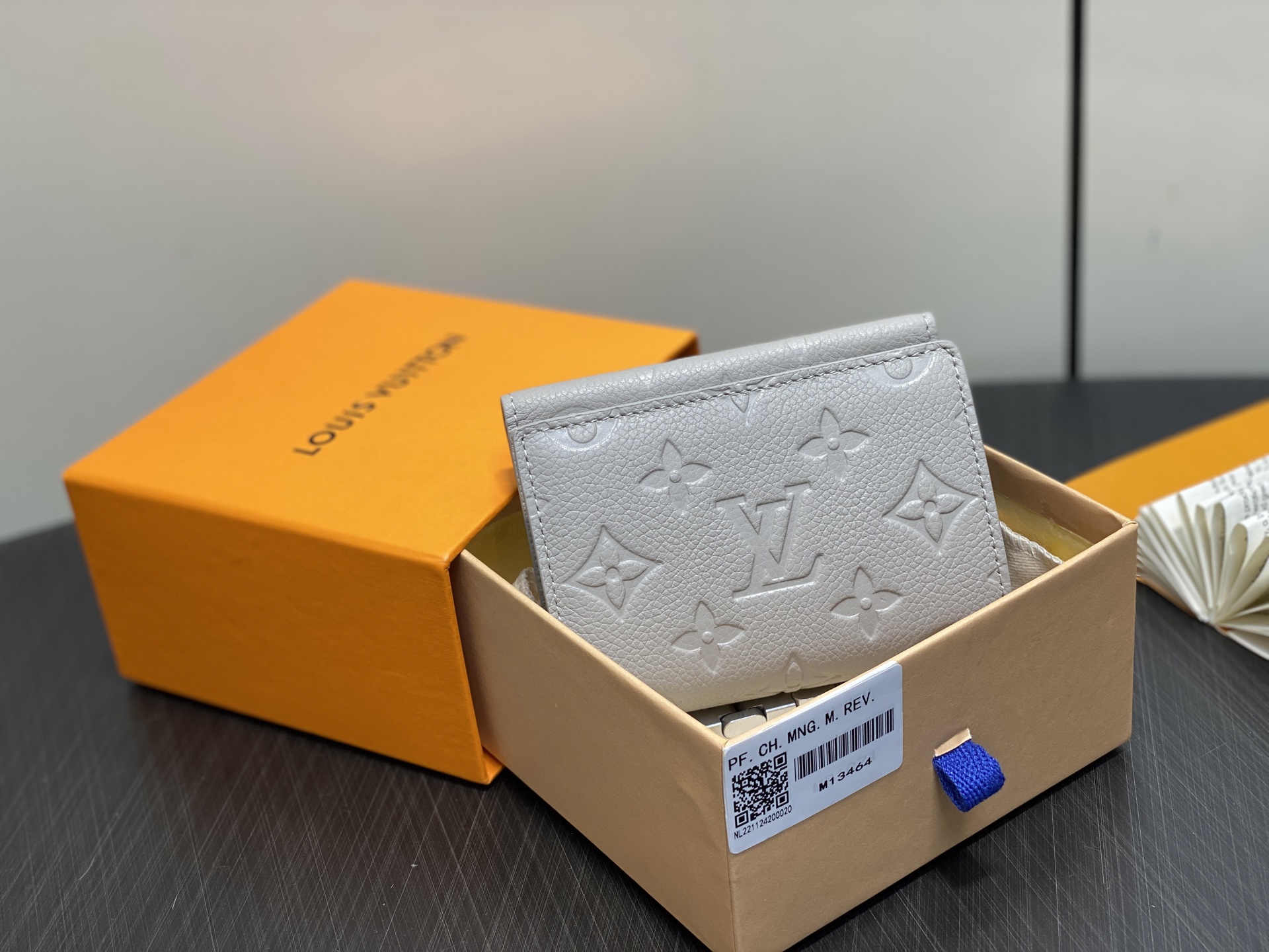 【顶级原单】M13464浅灰色全皮压花 三折钱包 Pochette Metis Compact 钱夹 和