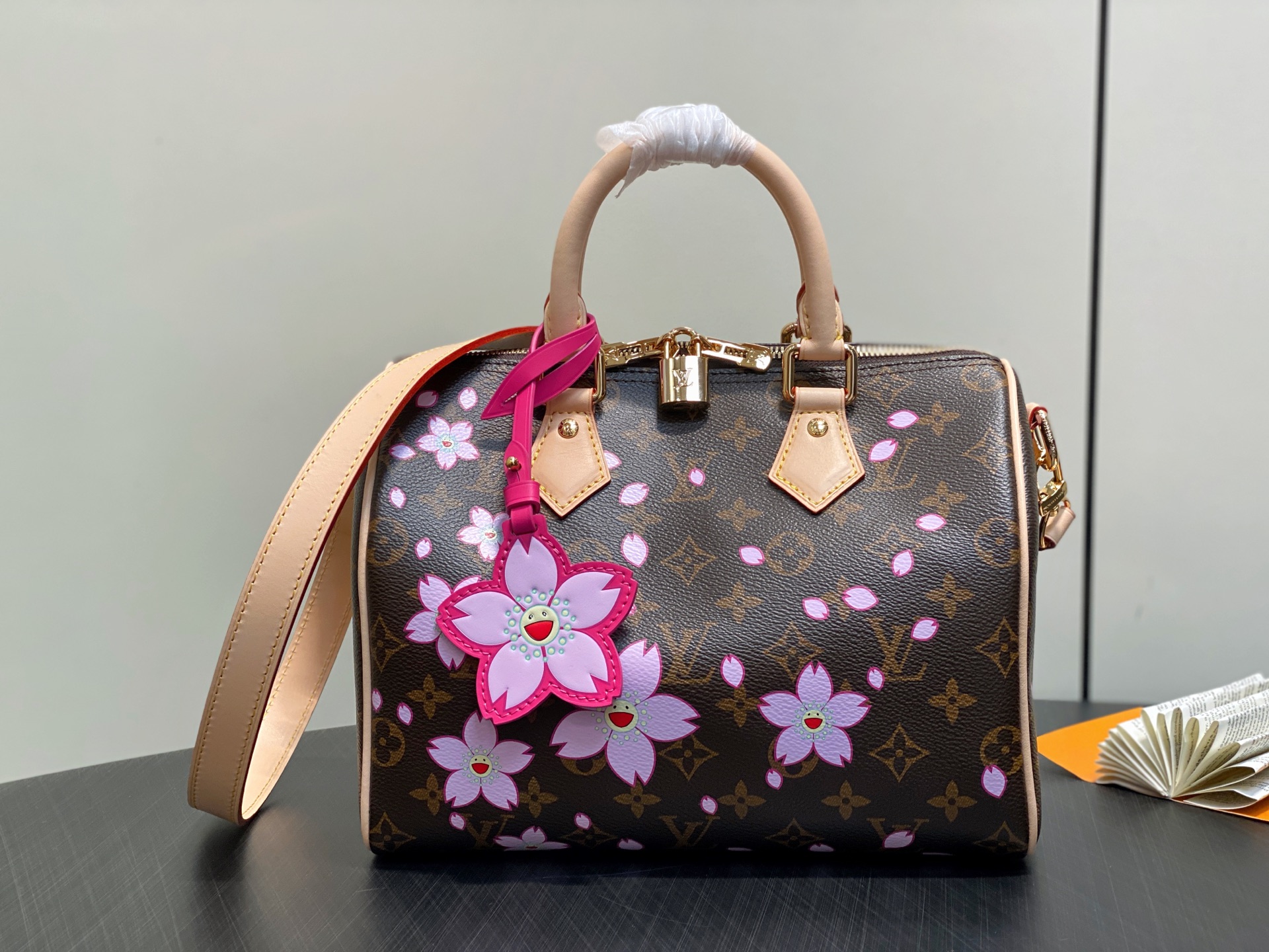 【顶级原单】M14174老花 樱花/村上隆 枕头包speedy LV x TM SPEEDY BANDO