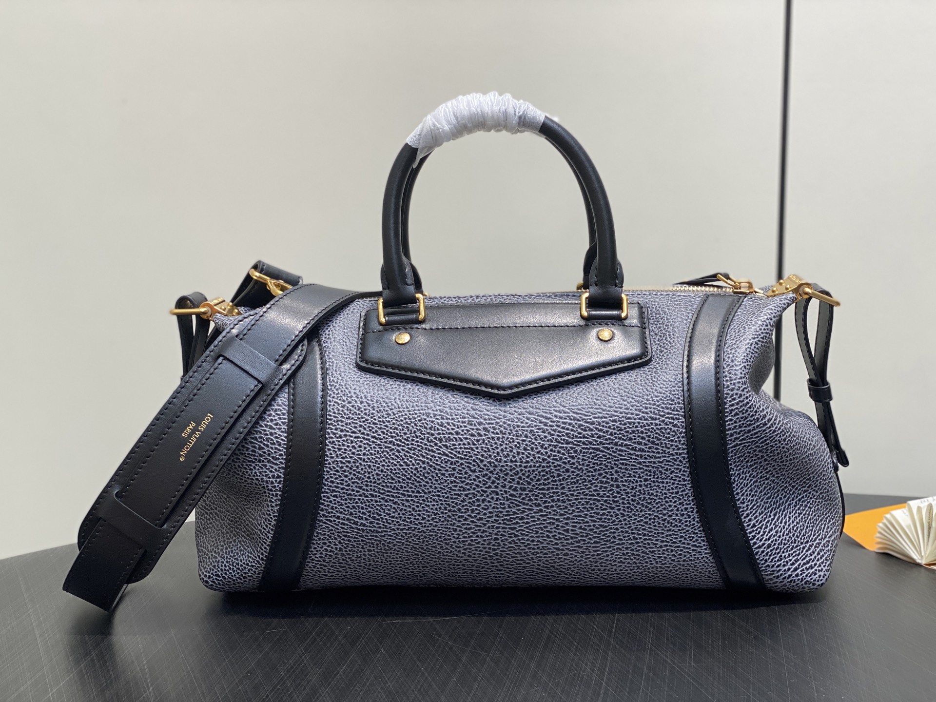 【顶级原单】M14702灰蓝色 全皮机车包 LV Biker中号手袋 机车包 M14702灰蓝色 M14