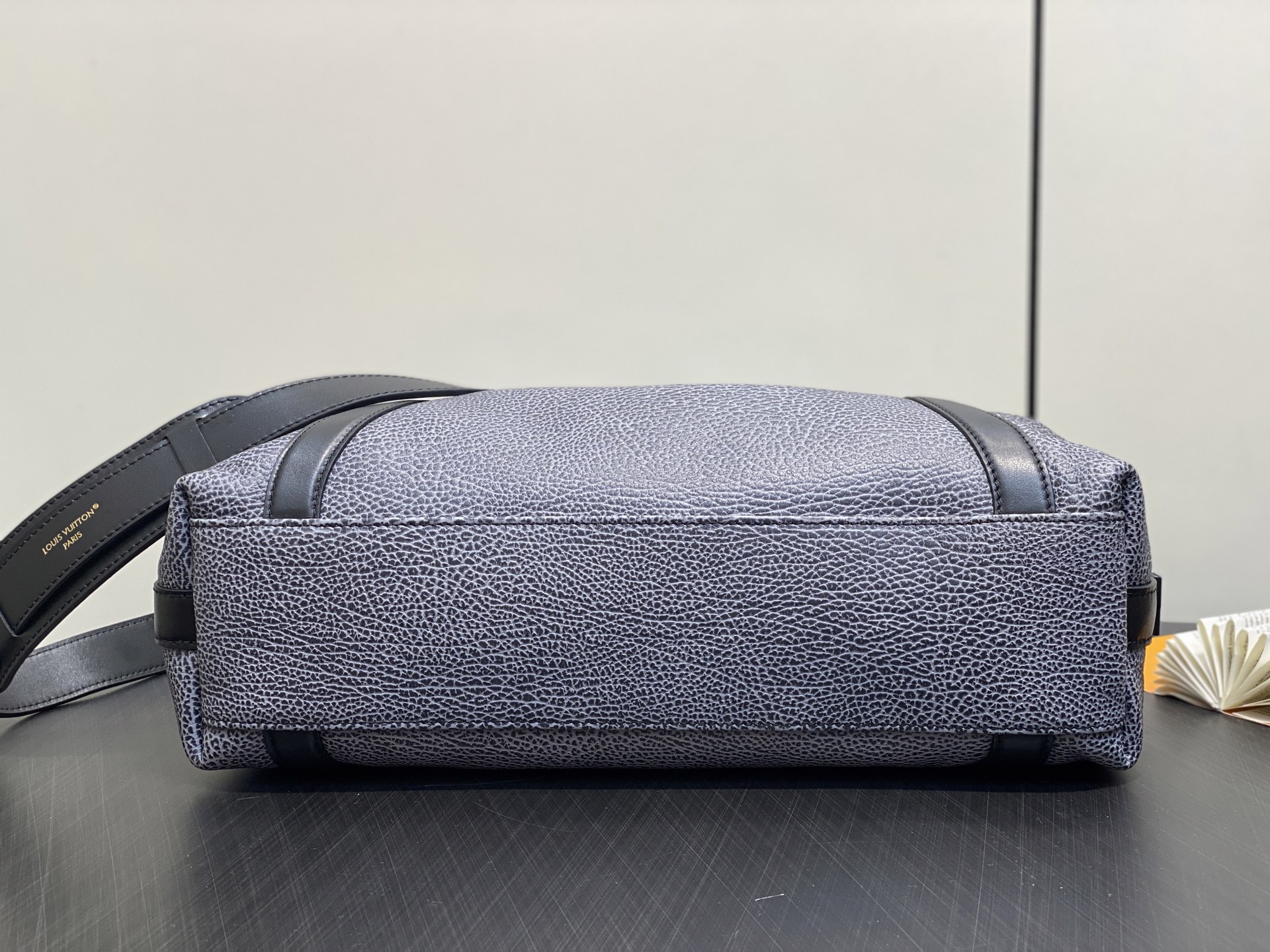 【顶级原单】M14702灰蓝色 全皮机车包 LV Biker中号手袋 机车包 M14702灰蓝色 M14