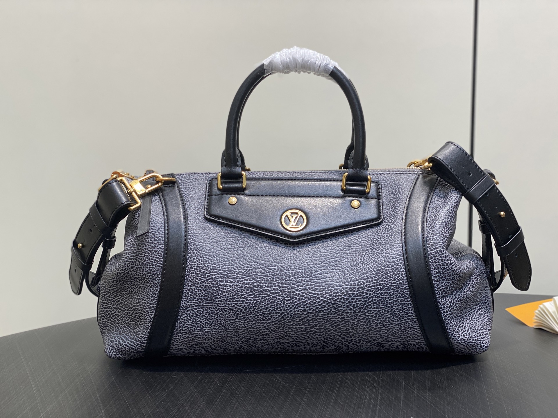 【顶级原单】M14702灰蓝色 全皮机车包 LV Biker中号手袋 机车包 M14702灰蓝色 M14