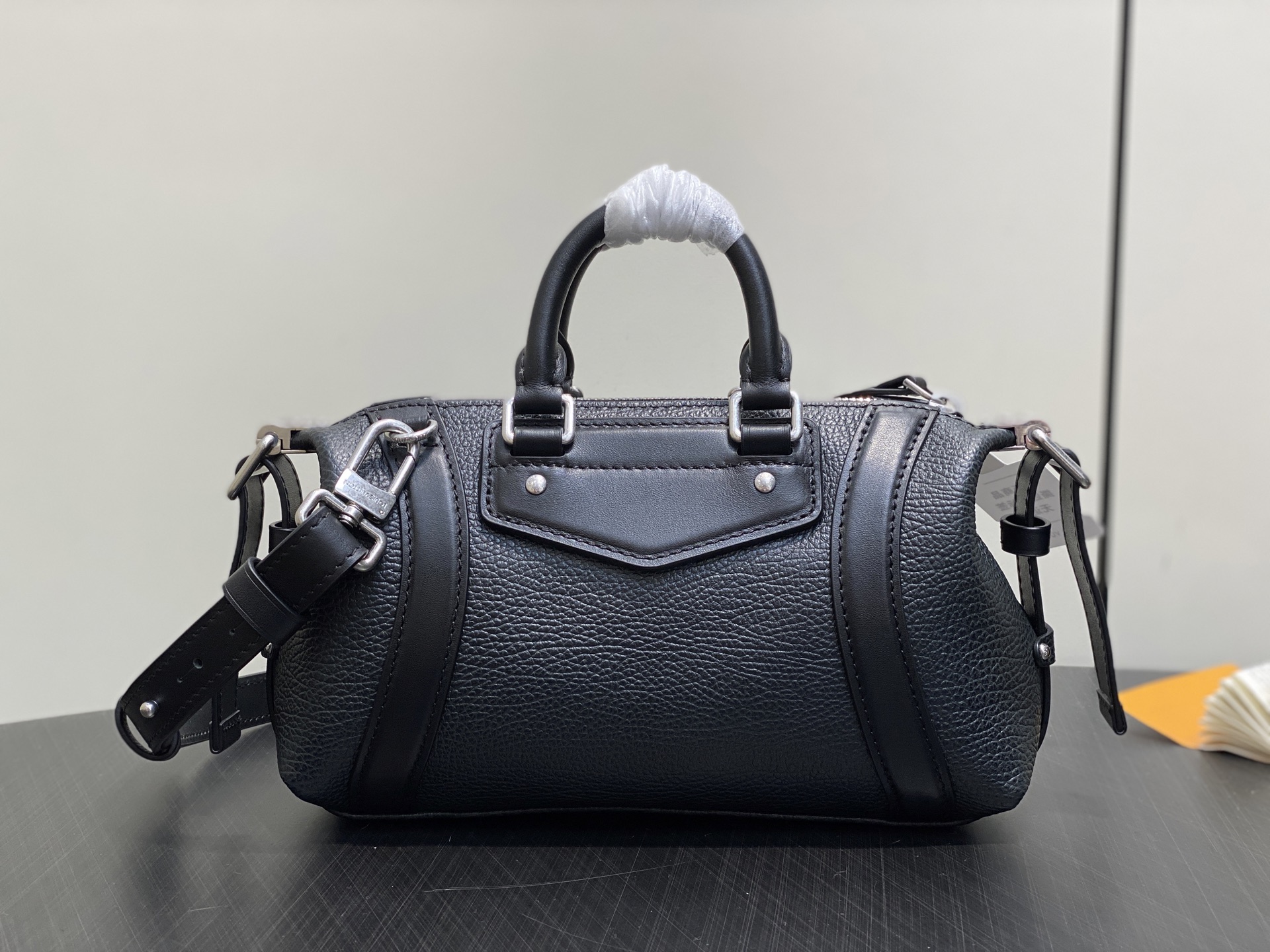 【顶级原单】M14623黑色 全皮机车包 NANO LV BIKER 手袋 本款 Nano LV Rid
