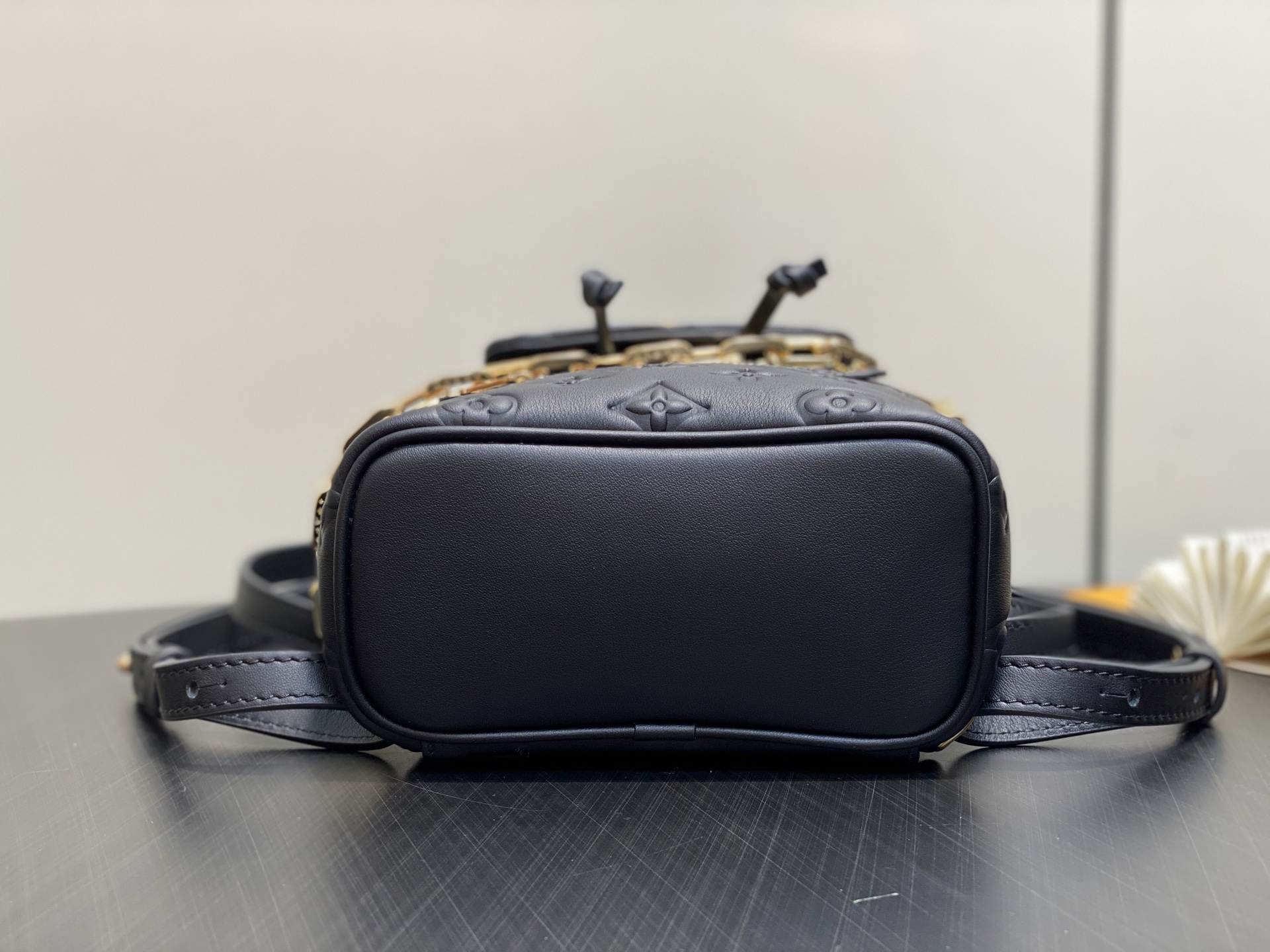 【顶级原单】M13387黑色 全皮压花双肩包 COUSSIN BACKPACK 迷你手袋 M13389粉
