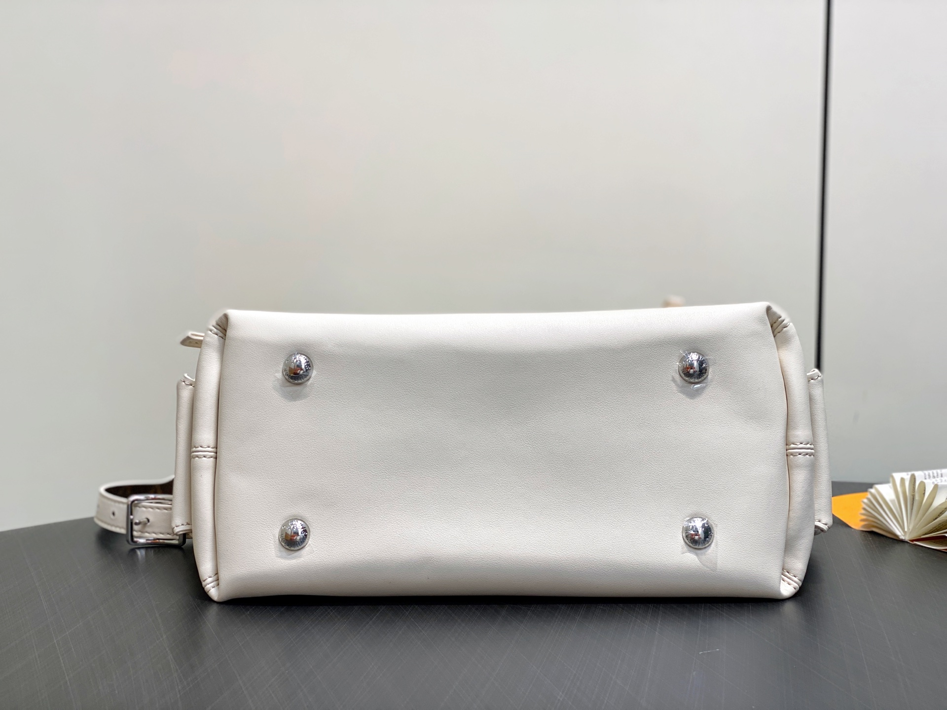 【顶级原单】M12919奶白色 全皮购物袋 CARRYALL CARGO 小号手袋 m12919 奶白色