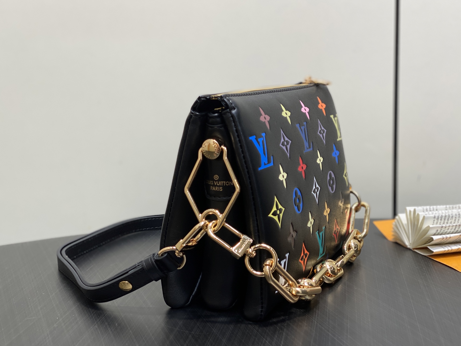 【顶级原单】M13232黑色三彩 全皮链条包系列 LV x TM COUSSIN BB 手袋 村上隆 本