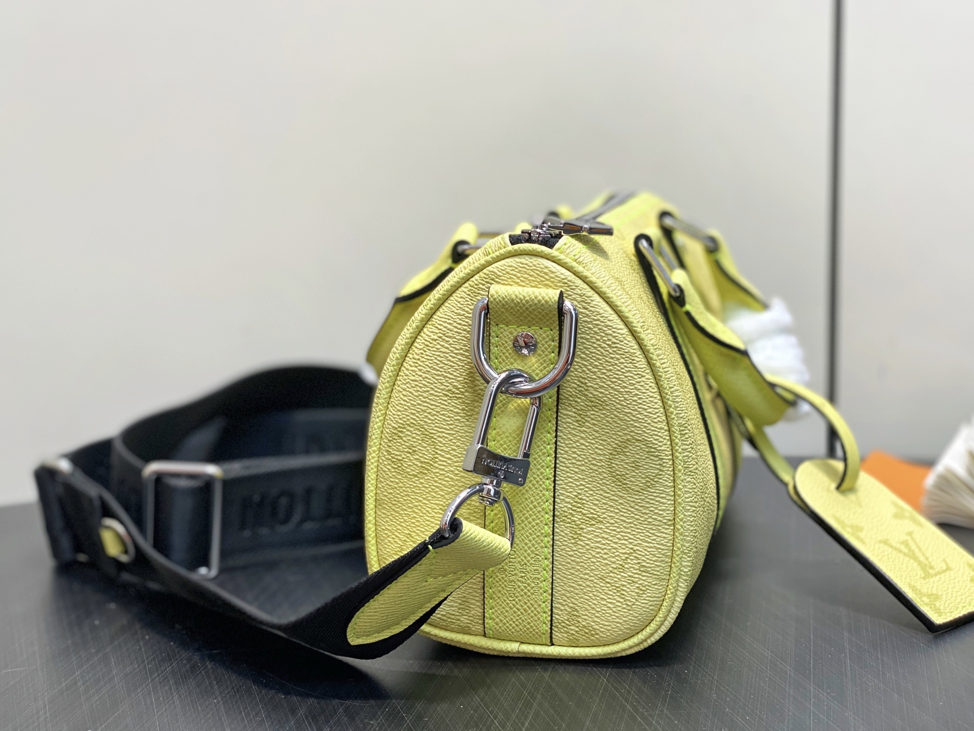 【顶级原单】N14078浅黄色 男包枕头包 KEEPALL BANDOULIÈRE 25 手袋 本款 K