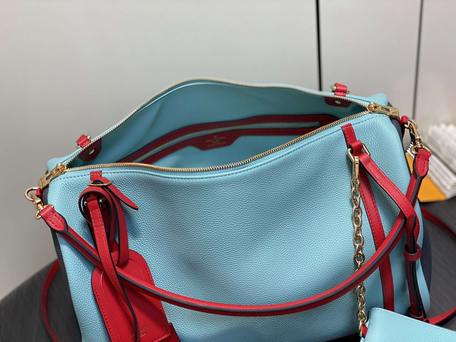 【顶级原单】M13668马卡龙蓝 全皮speedy枕头包 SPEEDY BANDOULIÈRE 40 手