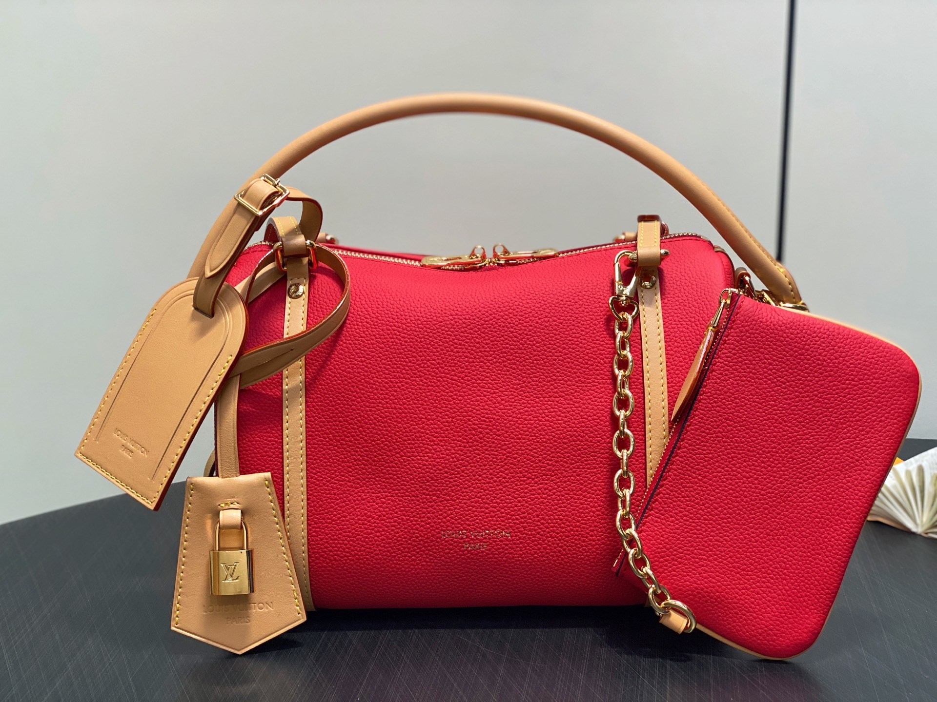 【顶级原单】M13667红色 全皮speedy枕头包 SPEEDY BANDOULIÈRE 25 手袋