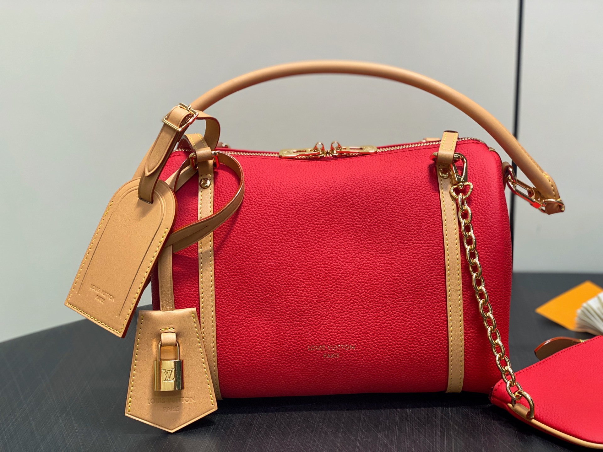 【顶级原单】M13667红色 全皮speedy枕头包 SPEEDY BANDOULIÈRE 25 手袋