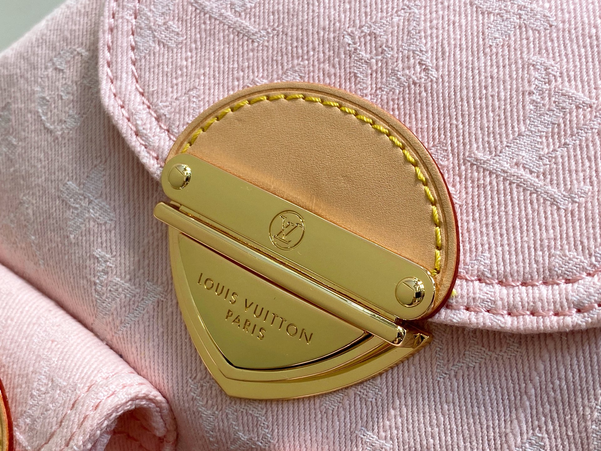 【顶级原单】M13031粉色 牛仔双肩包 Venice 双肩包 携经典 Monogram Denim 图