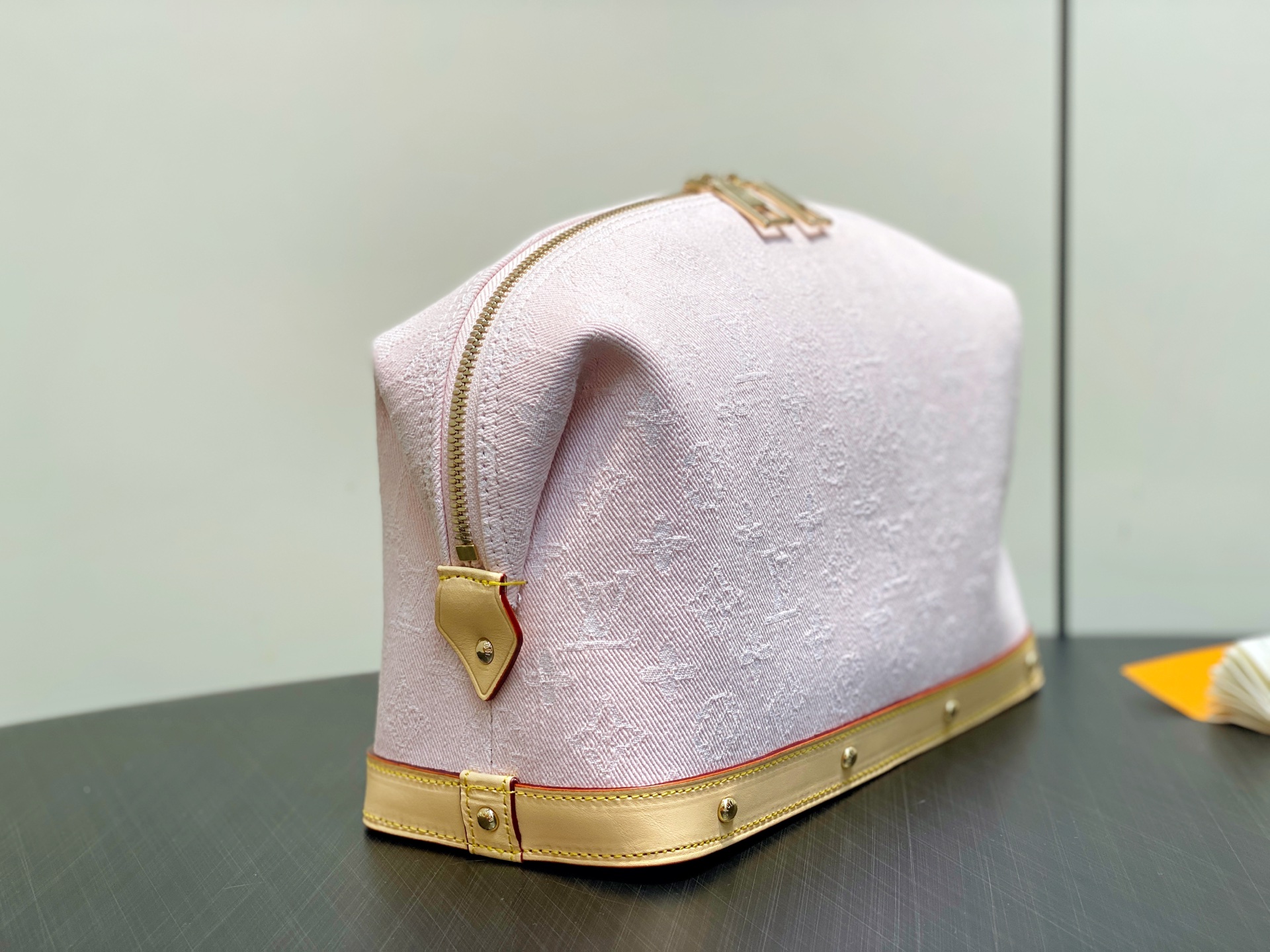  【顶级原单】M13750粉色 丹宁牛仔化妆包 POCHETTE COSMÉTIQUE 大号化妆包 本款