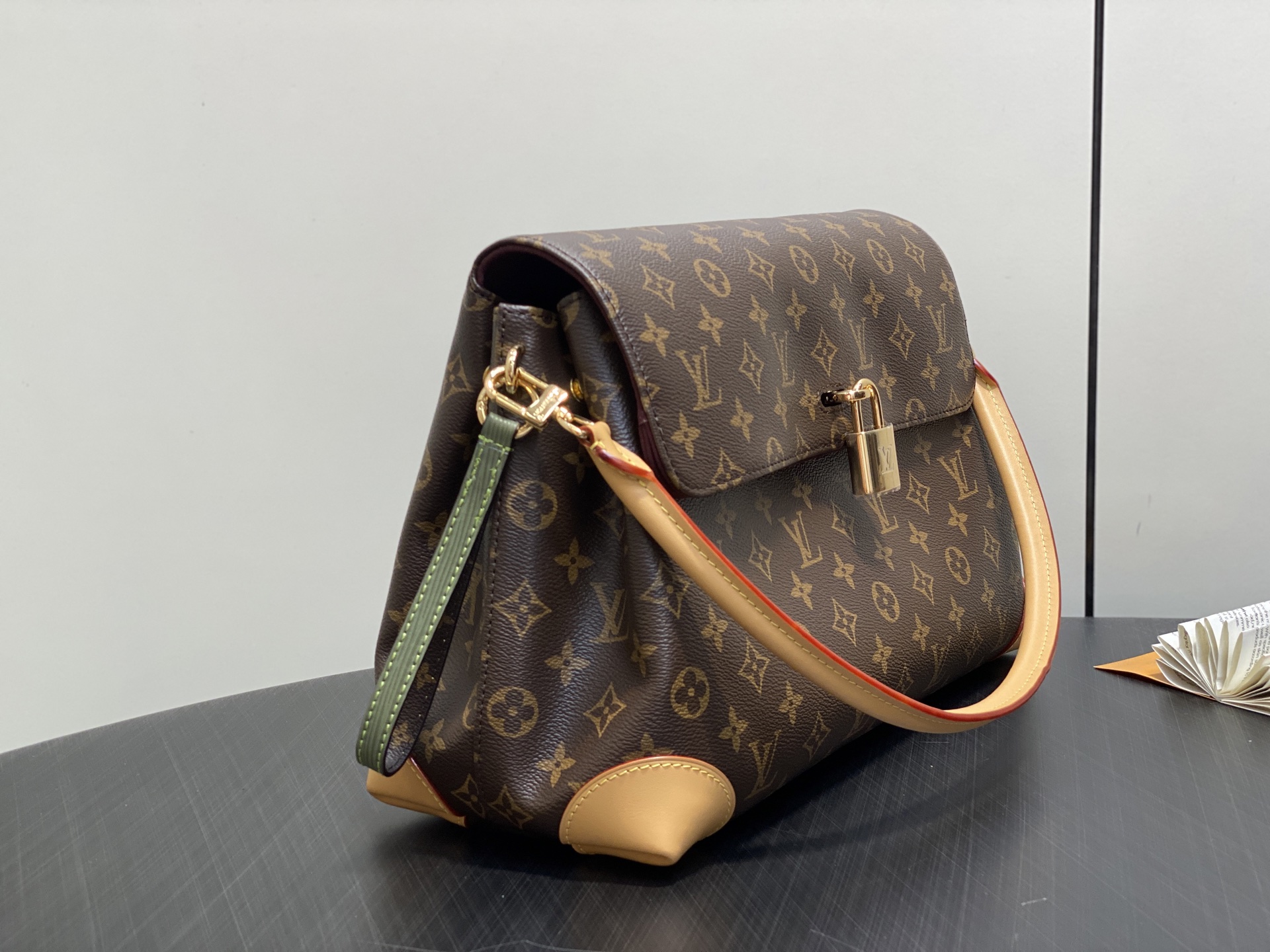 【顶级原单】M14473老花 锁头包大包 HIDE AWAY 中号手袋 Monogram jH涂层帆布牛