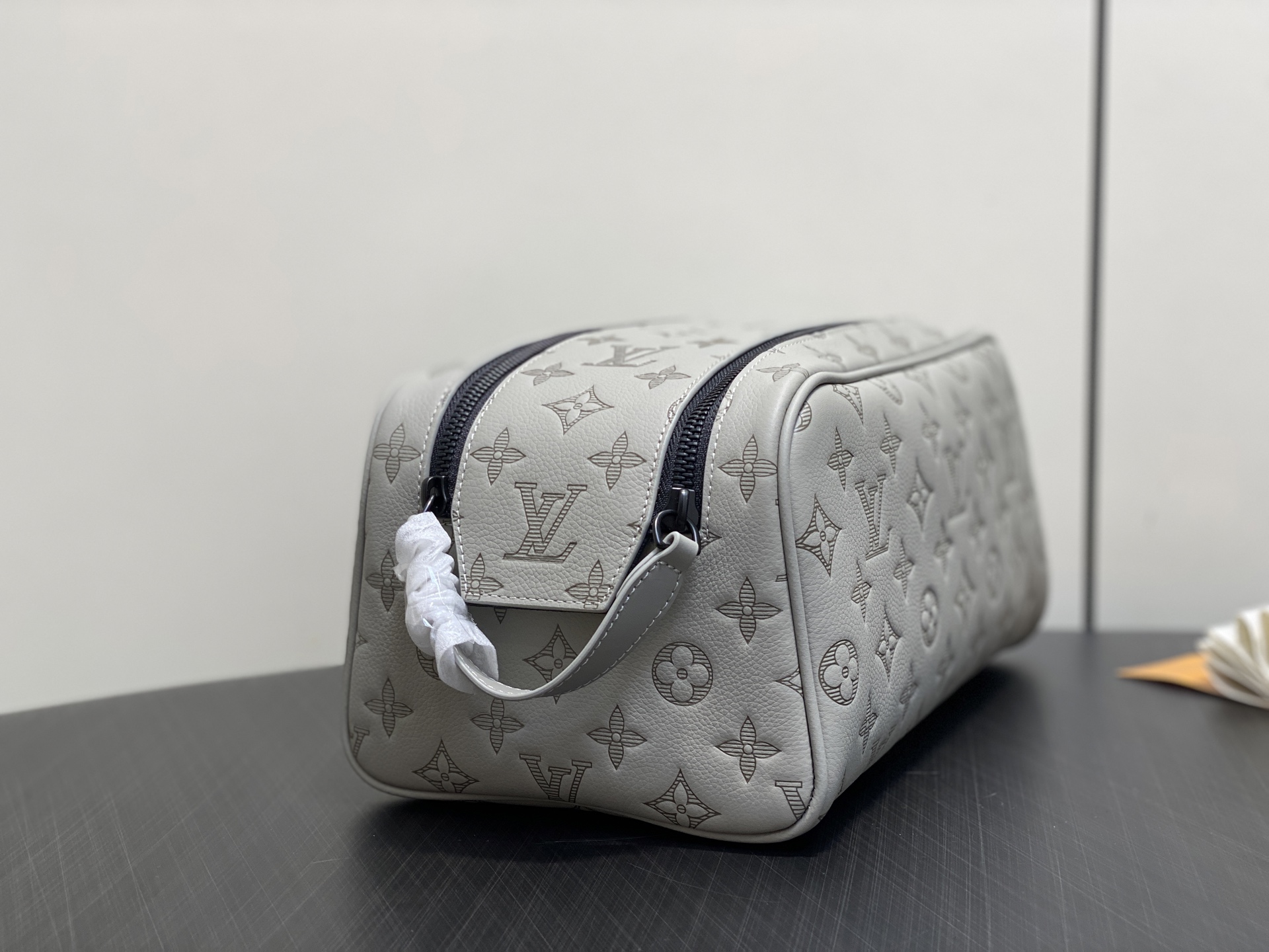 【顶级原单】M14485灰色 全皮压花洗漱包 Dopp Kit 盥洗袋 M14885浅蓝 M14843深