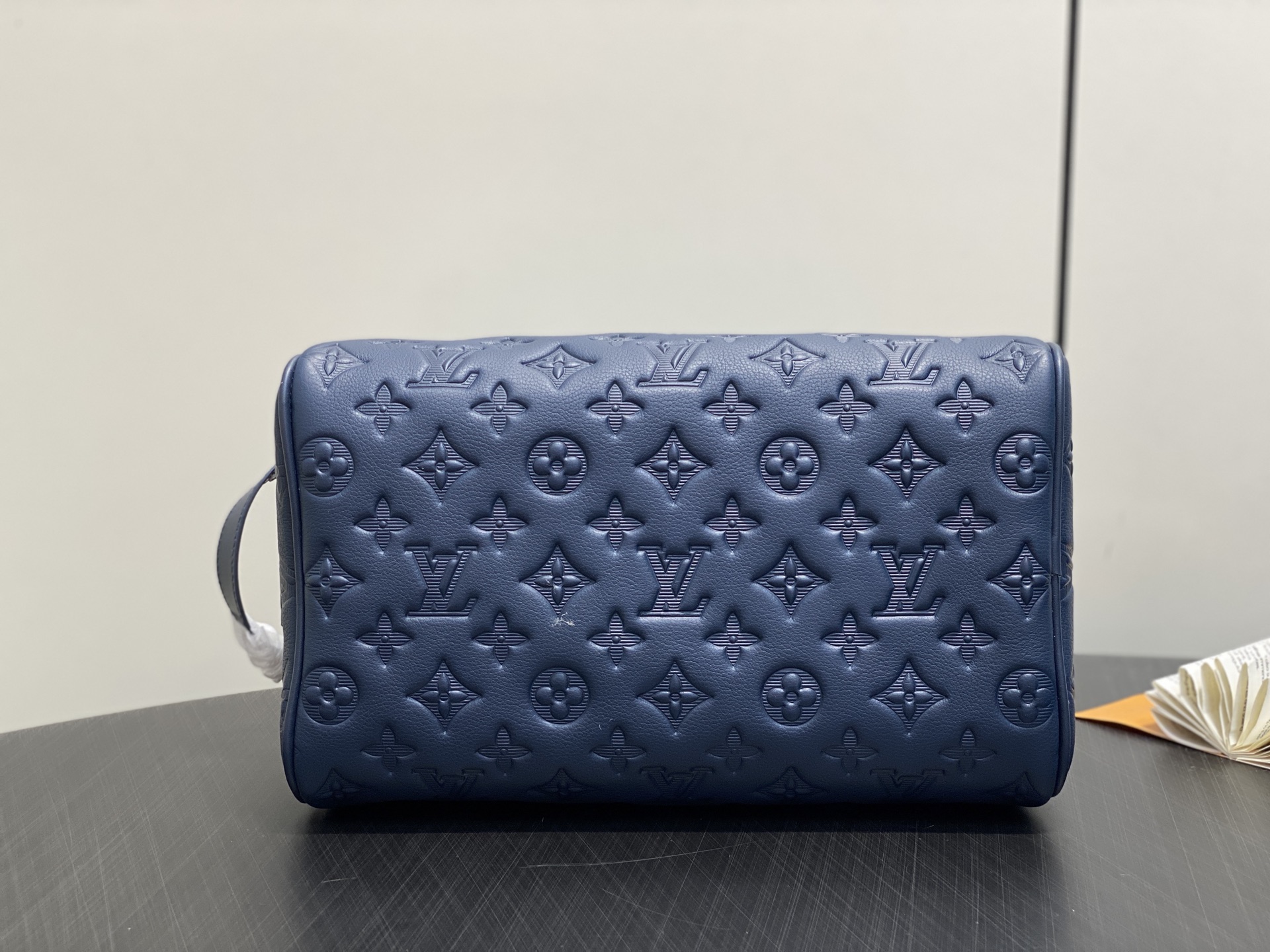 【顶级原单】M14843深蓝 全皮压花洗漱包 Dopp Kit 盥洗袋 M14485灰色 M14885浅
