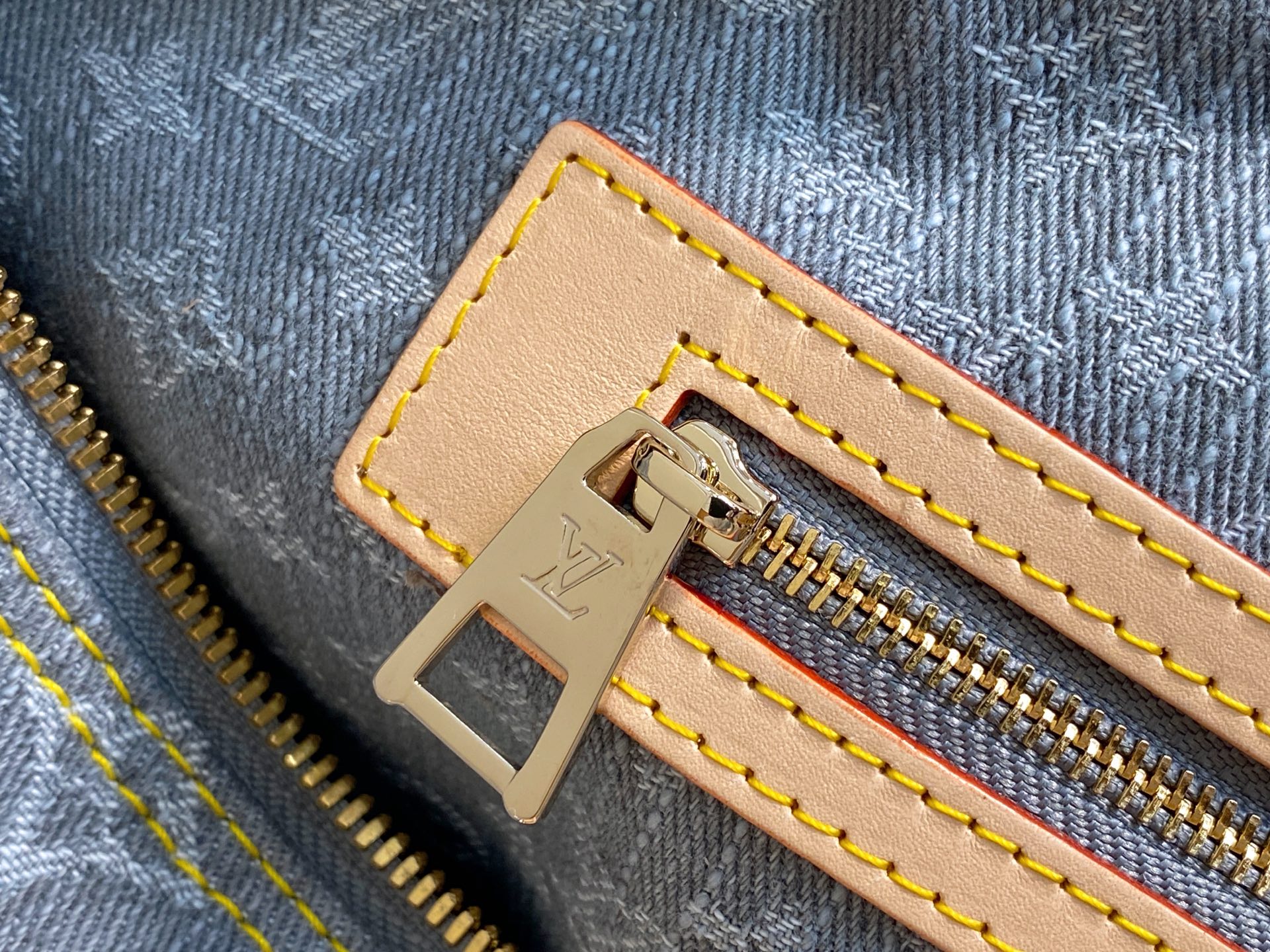 【顶级原单】M13748灰色 丹宁牛仔旅行袋 Keepall 45 旅行袋 这款精致的Keepall 4