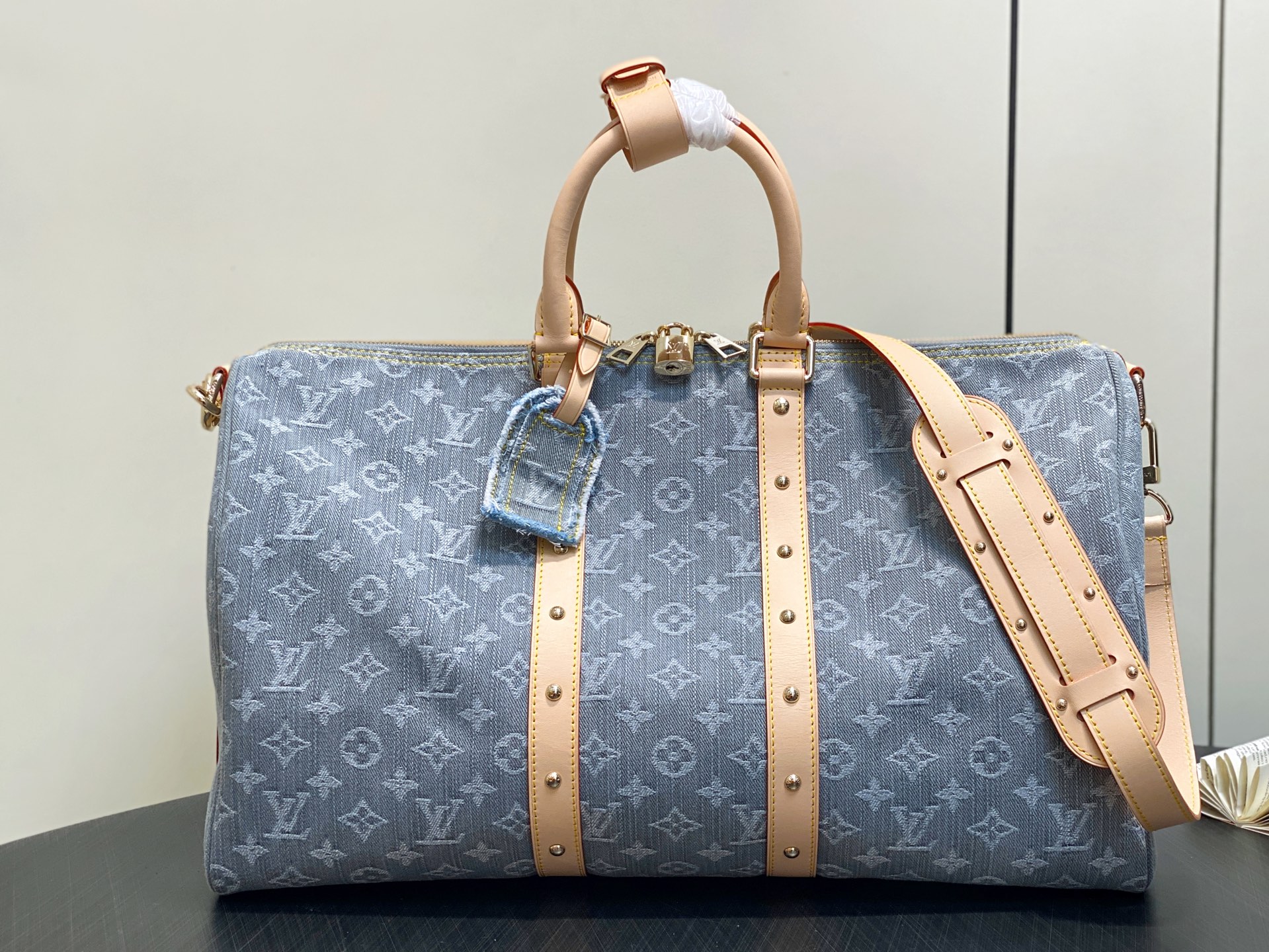 【顶级原单】M13748灰色 丹宁牛仔旅行袋 Keepall 45 旅行袋 这款精致的Keepall 4