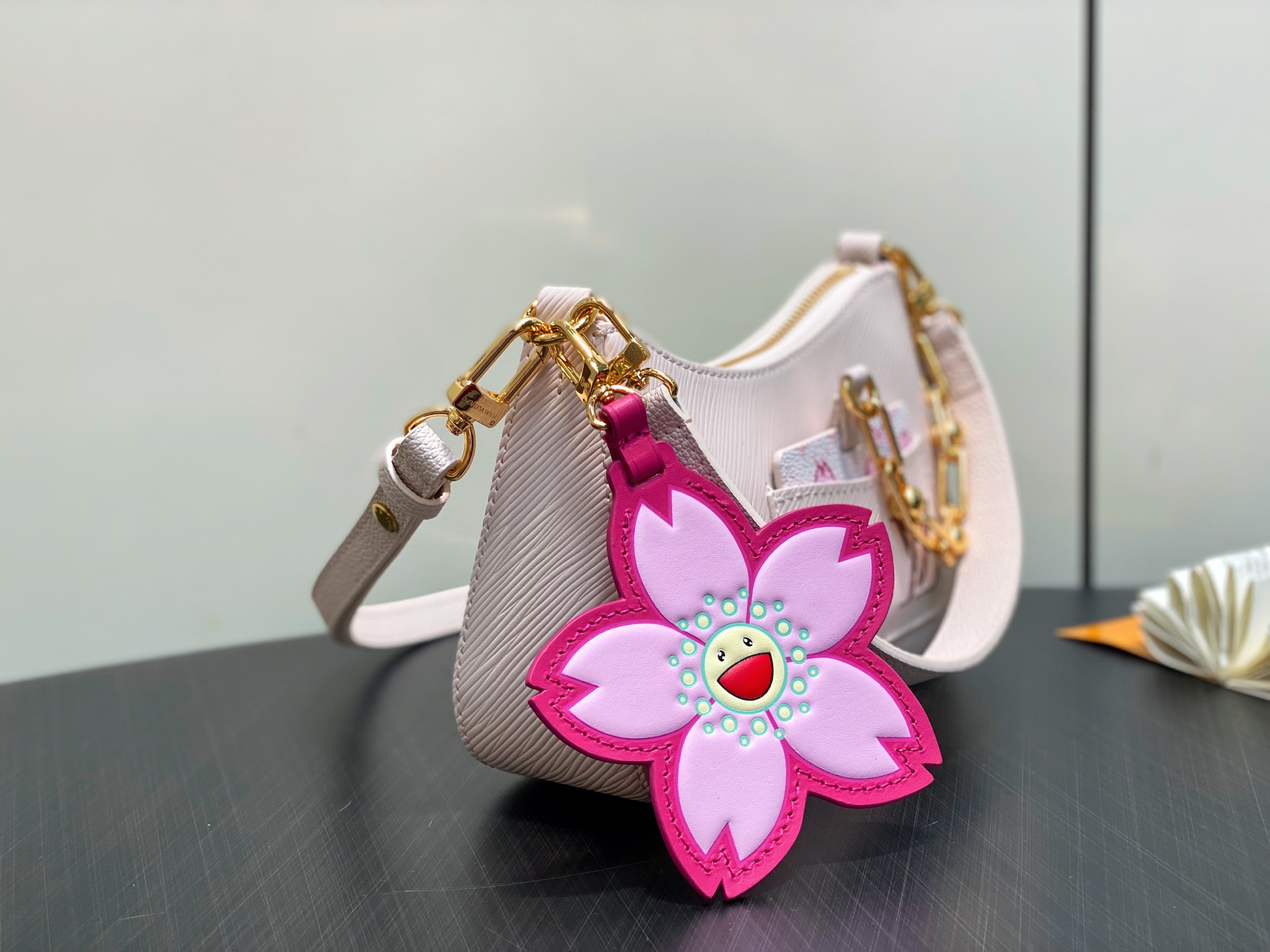 【顶级原单】M13101粉色 樱花水波纹腋下包 当季新款 LV x TM MARELLINI 手袋 本款