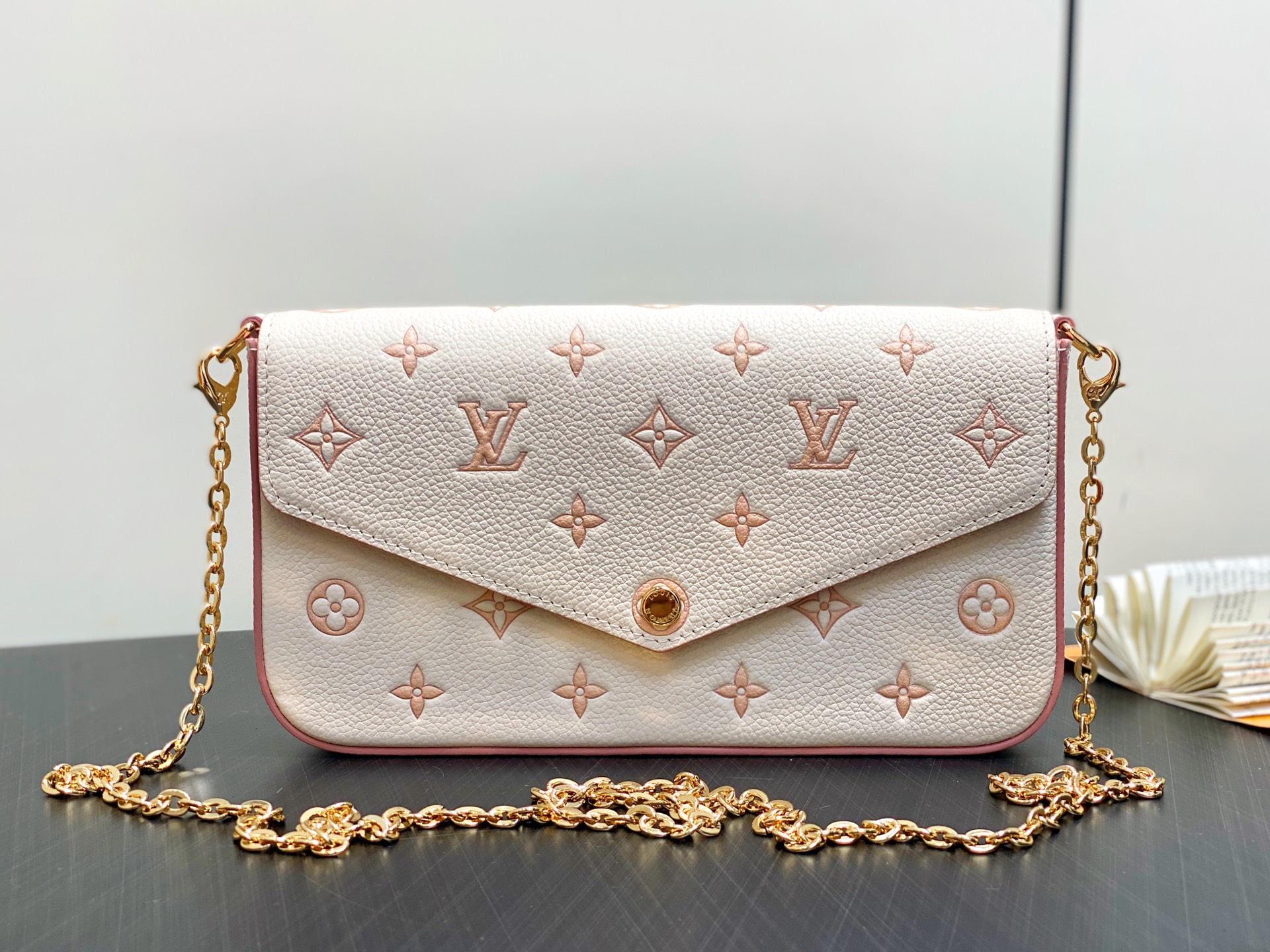 【顶级原单】M15968奶油色 全皮链条包三件套 POCHETTE FELICIE 手袋 优雅小巧，内含