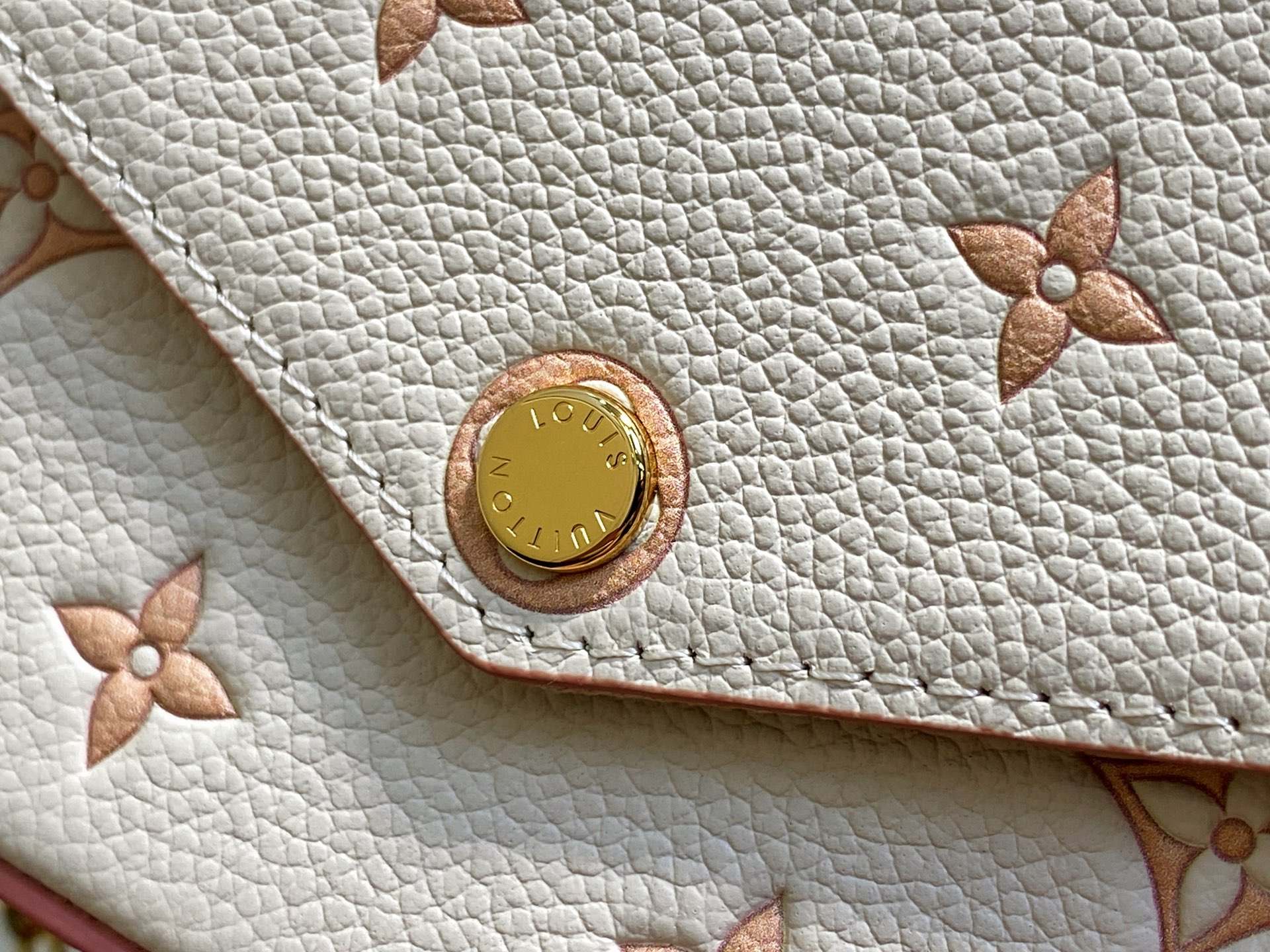 【顶级原单】M15968奶油色 全皮链条包三件套 POCHETTE FELICIE 手袋 优雅小巧，内含
