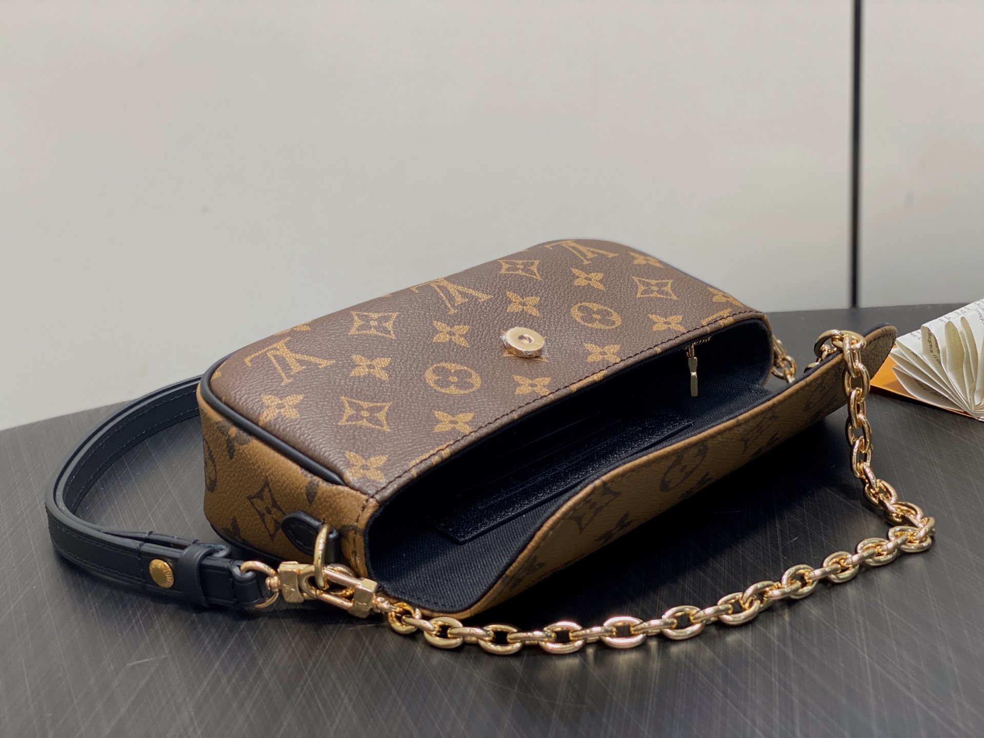 【顶级原单】M26587黄花 链条包系列 Wallet On Chain Ivy 手袋 M81911老花