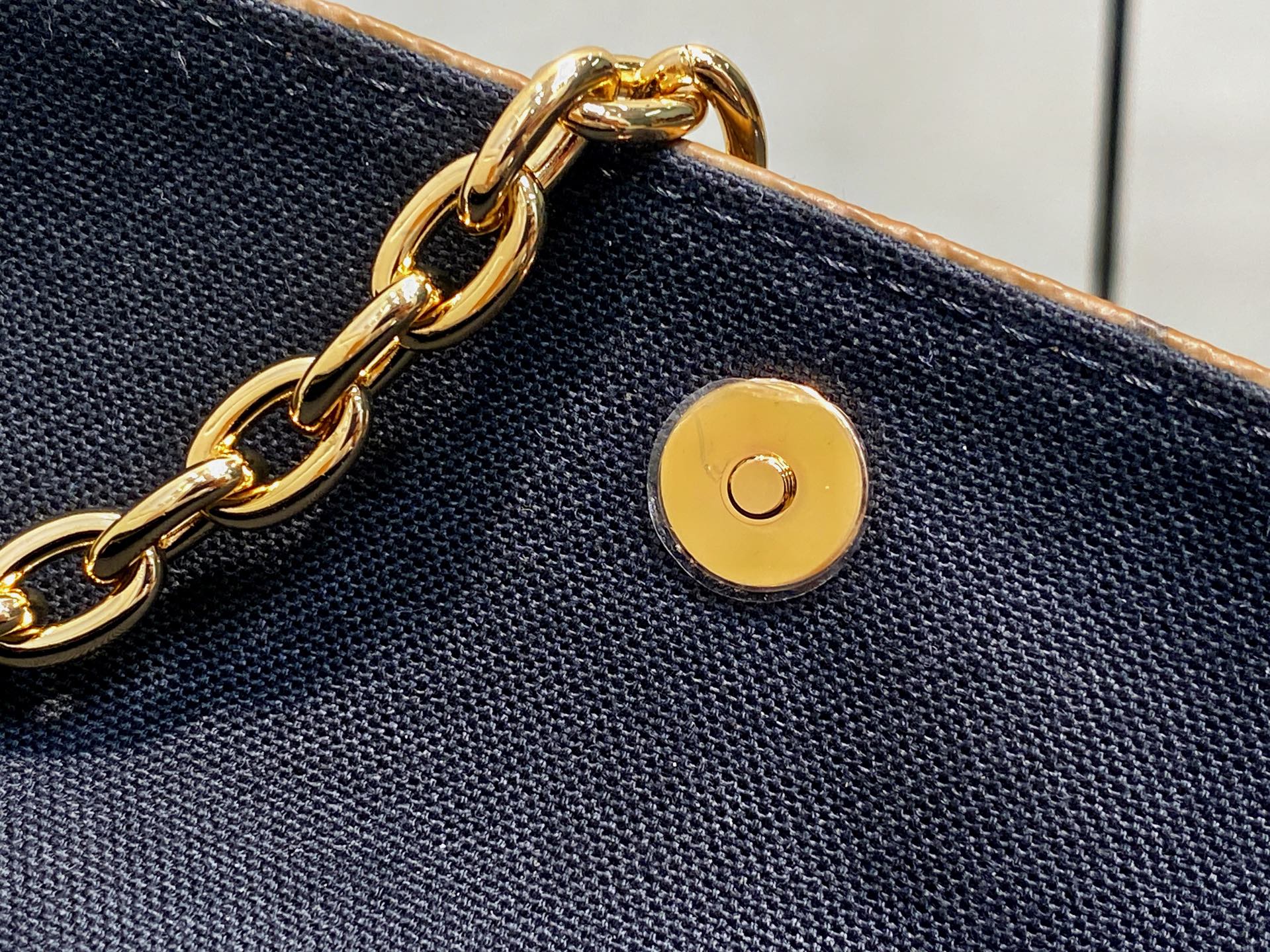 【顶级原单】M26587黄花 链条包系列 Wallet On Chain Ivy 手袋 M81911老花