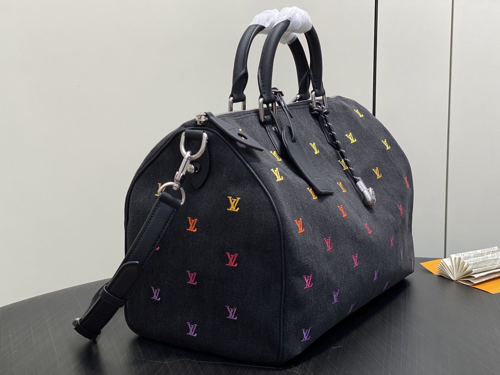 Louis Vuitton Speedy 40 Bandouli re Black Denim Monogram 40 travel