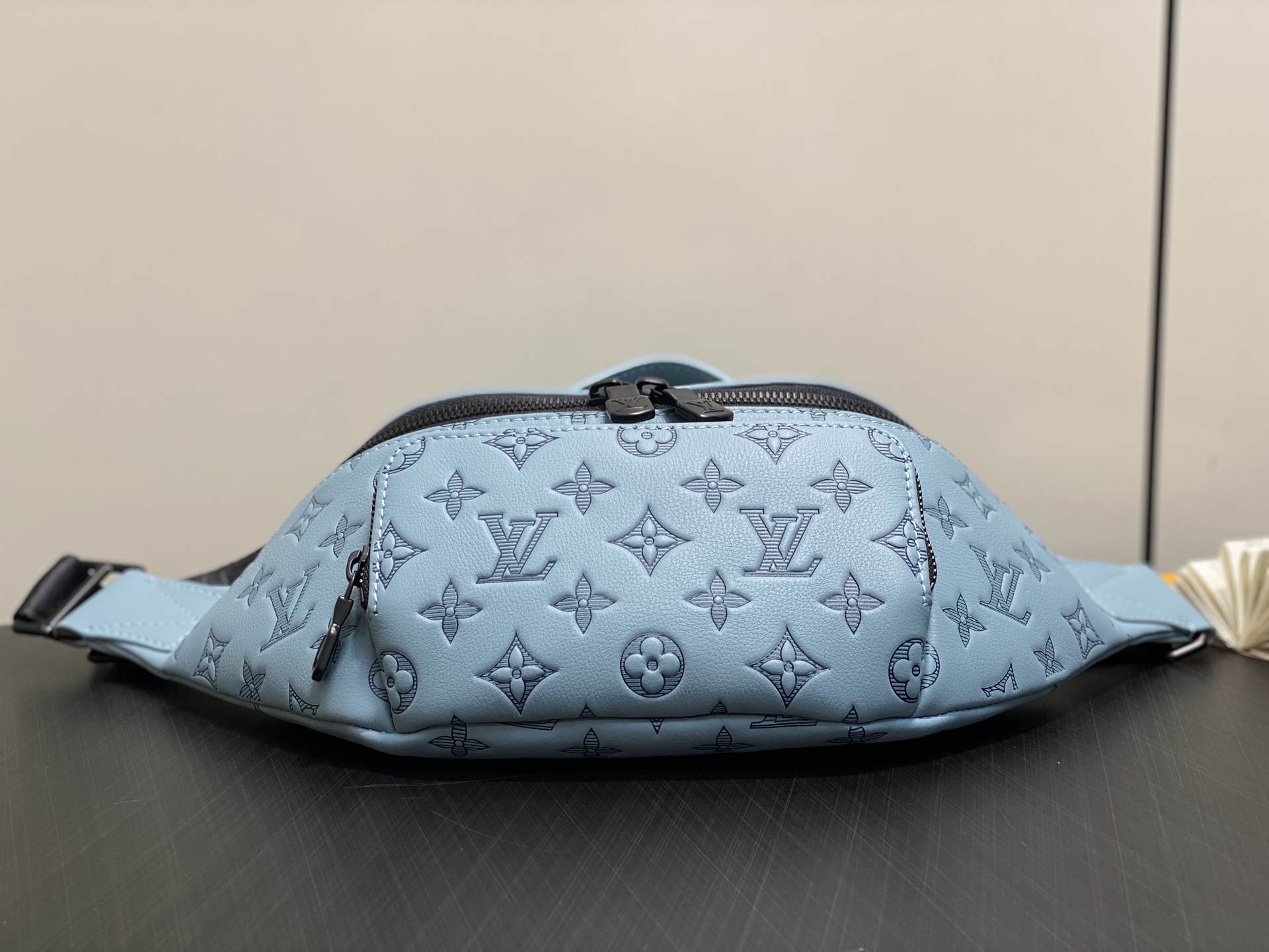Louis Vuitton Rush Bumbag M47058 Monogram Shadow Blue 30 x 15 x 8 cm casual