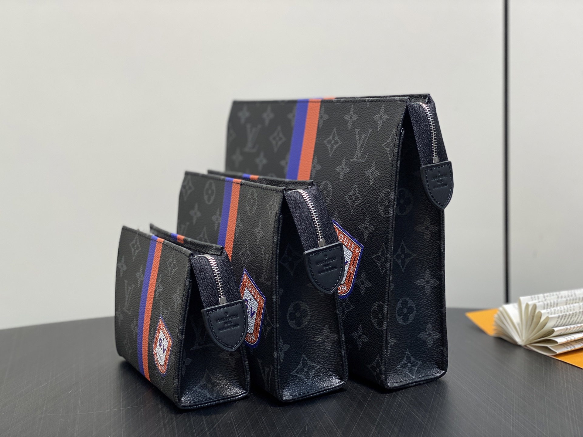 Louis Vuitton Trio Monogram Eclipse 20 x 5 x 25 everyday