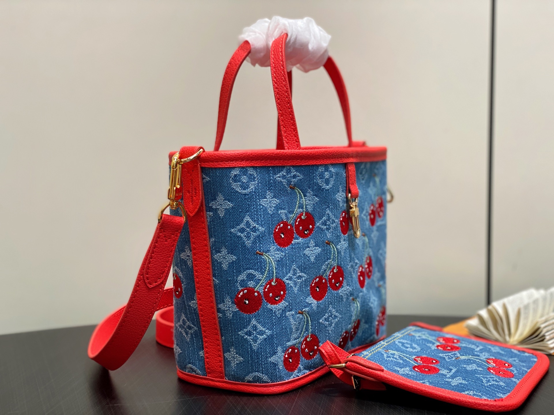 【顶级原单】M14997樱桃红 丹宁牛仔樱桃双面购物袋 本款Neverfull linside Out