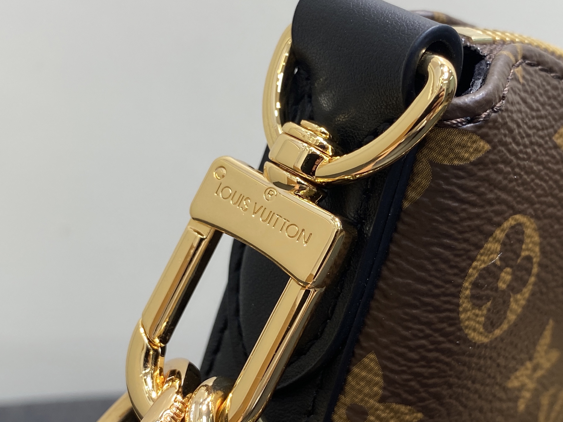 Louis Vuitton Cookie BB Monogram Chain Bag, 19 cm - Crossbody & Shoulder Bag 6 i1751043305725 6207 0 5