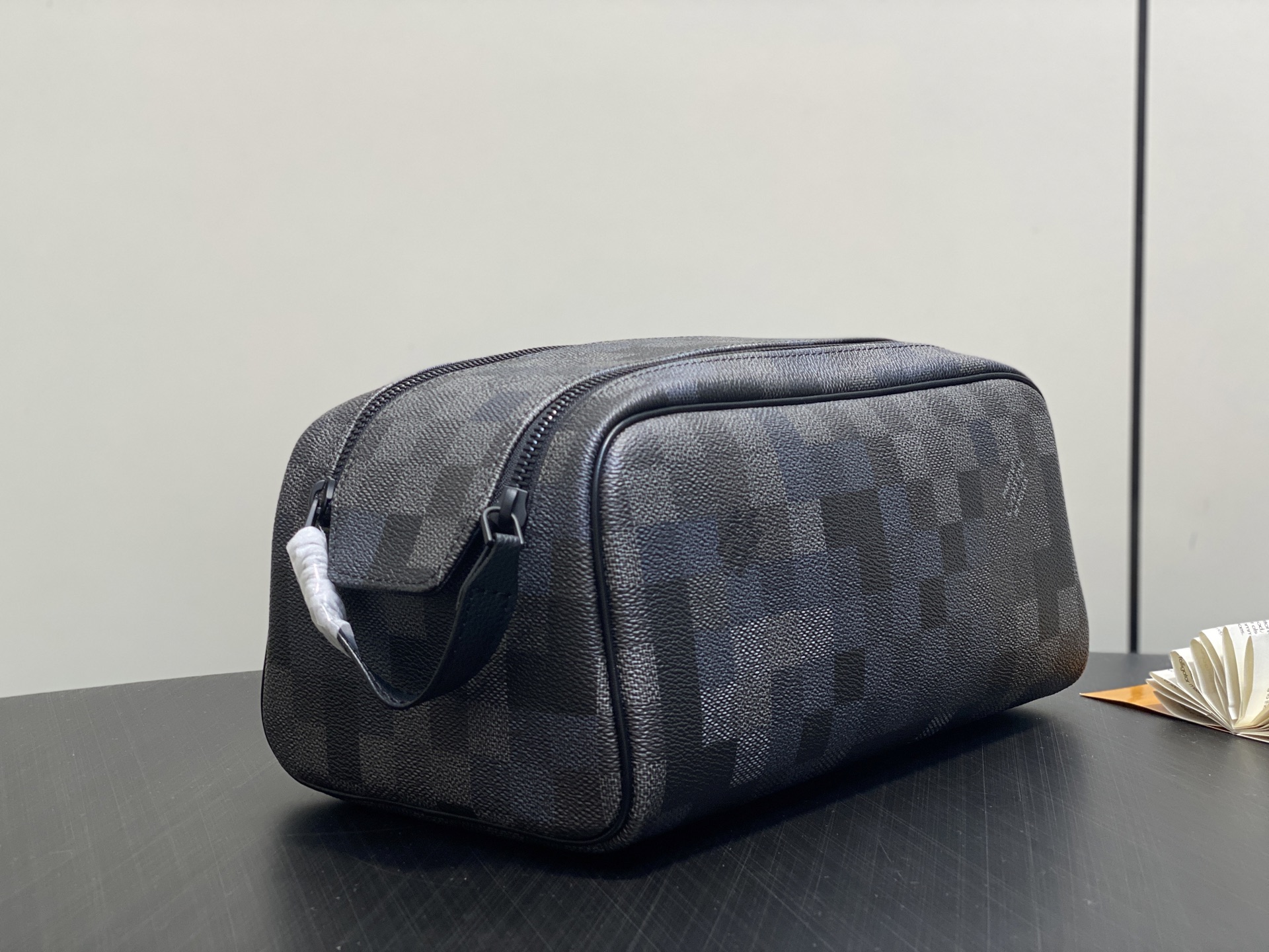 【顶级原单】M15109黑格 马赛克迷彩洗漱包 DOPP KIT 盥洗袋 Damoflage Black