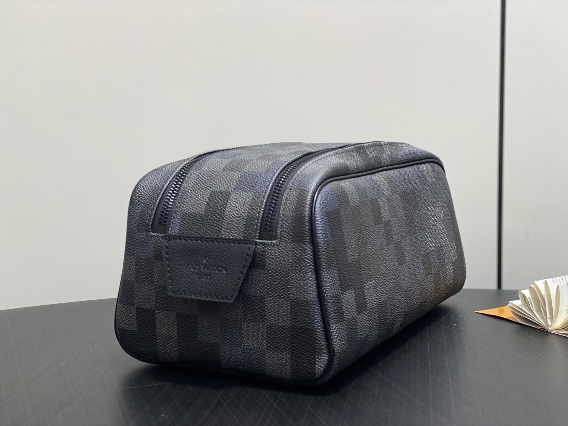 【顶级原单】M15109黑格 马赛克迷彩洗漱包 DOPP KIT 盥洗袋 Damoflage Black