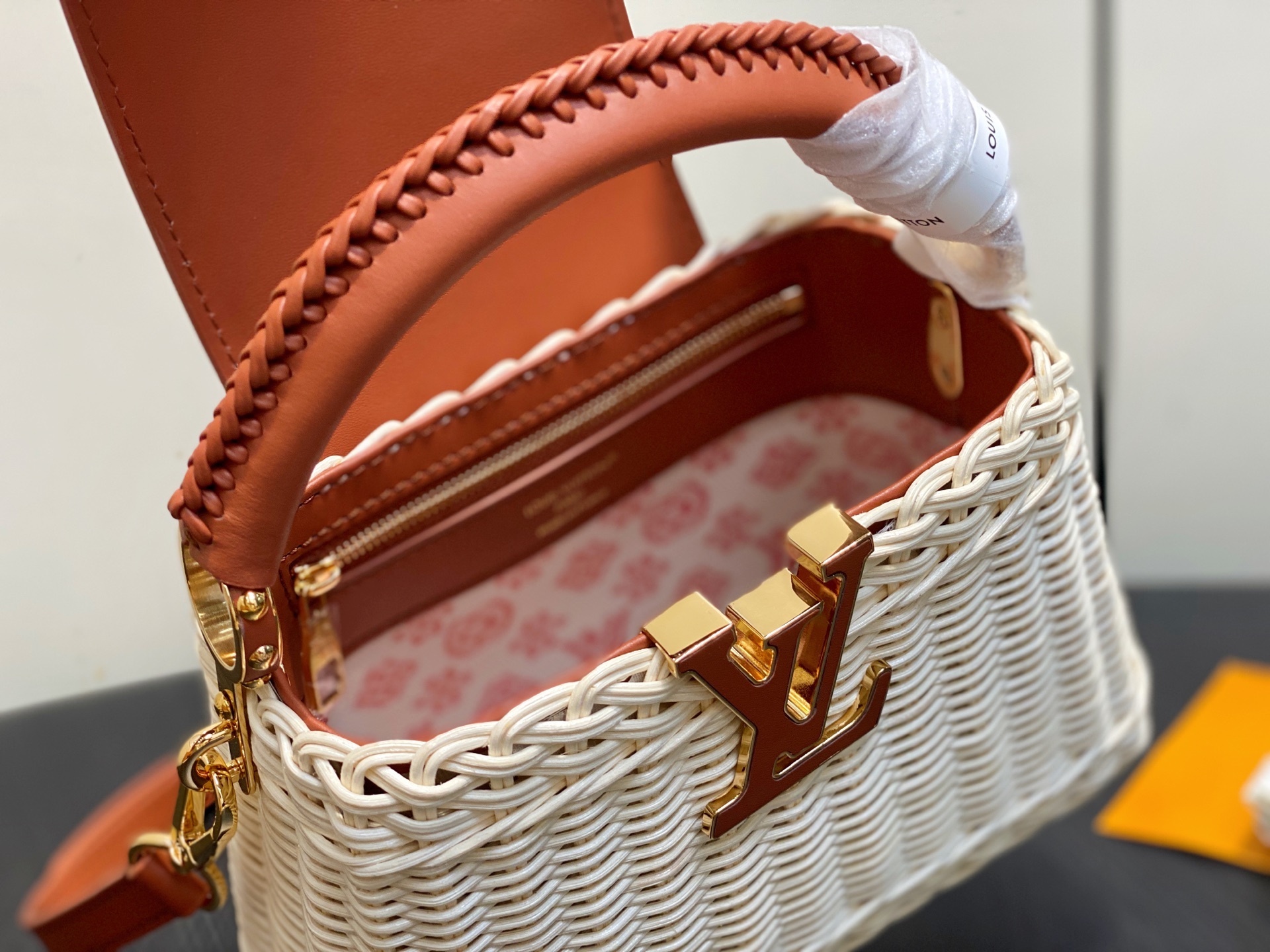 【顶级原单】M26025棕色/编织 全皮cap那英款 CAPUCINES BB 手袋 M14366深蓝